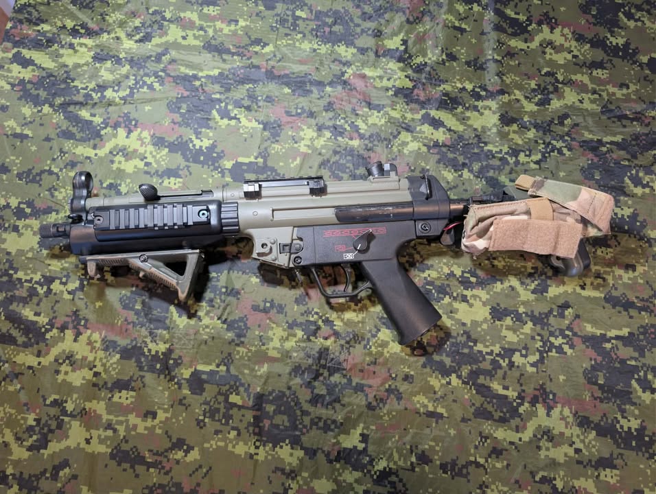 Cyma Platinum V2 Perun Hybrid - Réplique usagée AEG améliorée