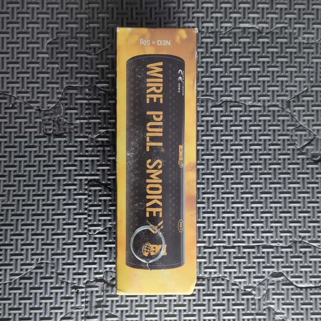 Fumigène Jaune recadré