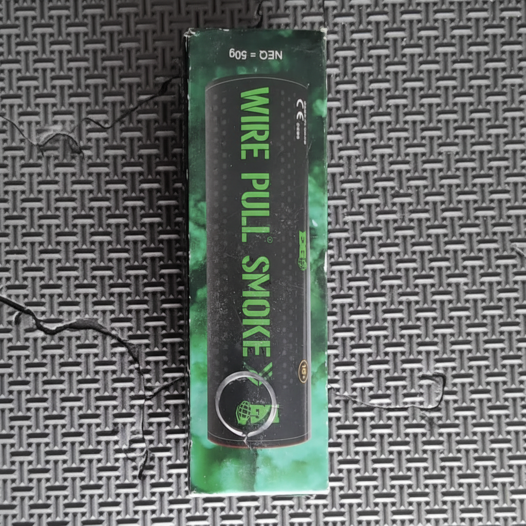 Fumigène Vert recadré